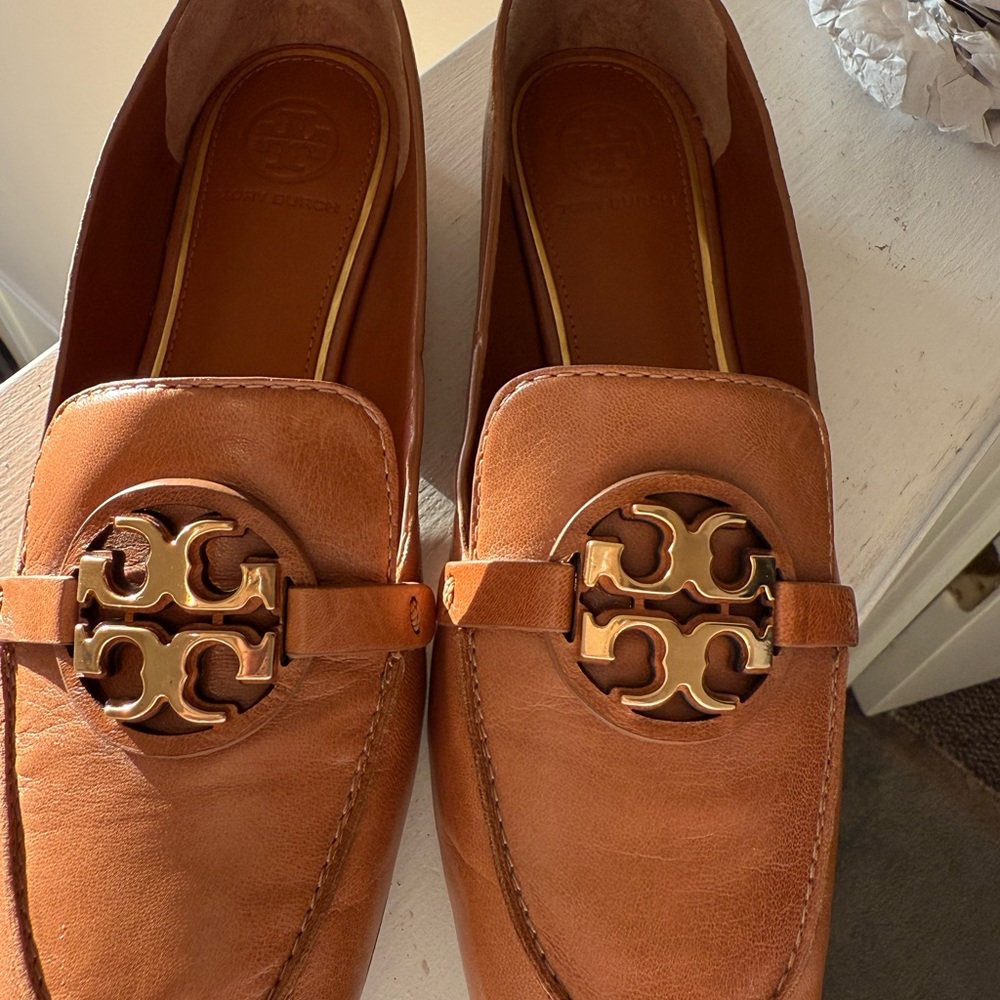 Tory Burch Brown Leather Loafers with Gold Ornament